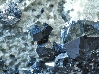 Marokko/Drâa-Tafilalet, Region/Midelt, Provinz/Midelt, Cercle/Aït Oufella, Caïdat/Amersid/Jebel Bou Agrao (Tamazeght; Tamazert)