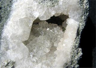 Deutschland/Hessen/Gießen, Bezirk/Marburg-Biedenkopf, Landkreis/Bad Endbach, Gemeinde/Hartenrod, Ortsteil/Diabaswerk Hartenrod (Hahnkopf)