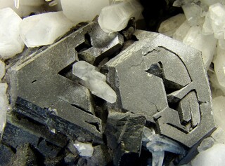 Peru/Ancash, Region/Bolognesi, Provinz/Huallanca, Distrikt/Huanzalá/Huanzalá Mine