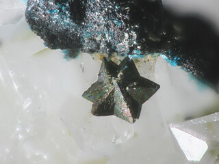 Tschechien/Karlovarský kraj (Karlsbad)/Sokolov, Okres (Falkenau)/Horní Slavkov, Obec (Schlaggenwald, Gemeinde)/Krásno, Město (Schönfeld)/Huberstock (Hubr; Huber open pit; Hubský peň)