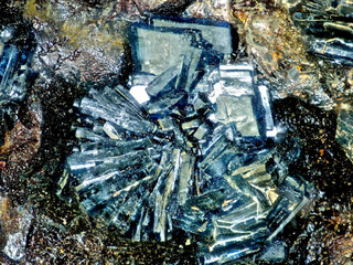 Belgien/Wallonie/Hennegau (Hainaut; Henegouwen), Provinz/Charleroi, Bezirk/Charleroi/Montignies-sur-Sambre, Schlackenfundstelle