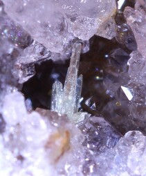 Frankreich/Auvergne-Rhône-Alpes, Région/Allier, Département/Montluçon, Arrondissement/Echassières/Le Mazet/Filon du Mazet