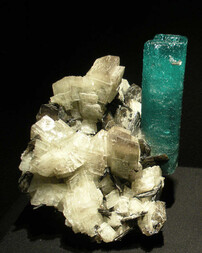 USA/North Carolina/Alexander County/Hiddenite/Rist Mine (James Hill Mine)