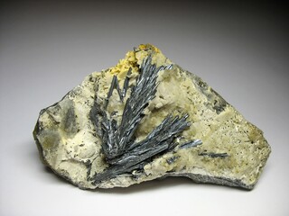 China/Hunan, Provinz/Loudi, Präfektur/Lengshuijiang, Kreis/Xikuangshan Sb-Lagerstätte