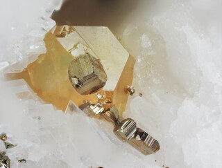 Schweiz/Wallis, Kanton/Goms, Bezirk/Binntal/Binn/Fäld (Imfeld, Im Feld)/Grube Lengenbach