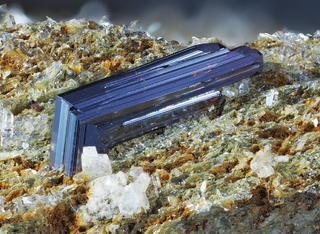 Schweiz/Wallis, Kanton/Goms, Bezirk/Binntal/Binn/Feldbach/mittleres Feldbachtal/Calcitkluft im Feldbach