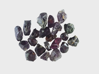 Madagaskar/Androy, Region/Bekily, Distrikt/Ambahita/Farbverändernde Granate Bergbaugebiet/Ambahatany