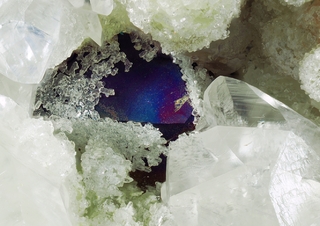 Deutschland/Hessen/Gießen, Bezirk/Marburg-Biedenkopf, Landkreis/Steffenberg/Steinperf/Steinbruch Trautvetter (Steinbruch am Burgberg)