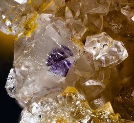 Frankreich/Auvergne-Rhône-Alpes, Région/Allier, Département/Montluçon, Arrondissement/Echassières/Les Montmins (Sainte Barbe filon)