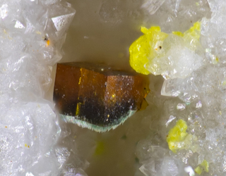 Frankreich/Auvergne-Rhône-Alpes, Région/Allier, Département/Montluçon, Arrondissement/Echassières/Les Montmins (Sainte Barbe filon)